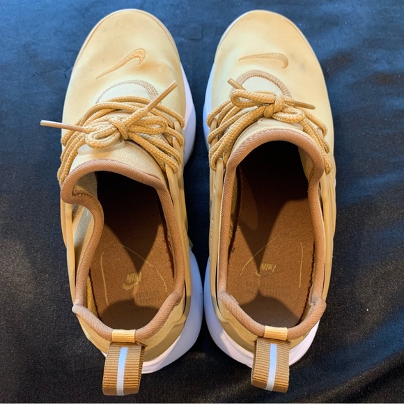 Nike Prestos - Picture 2 of 6